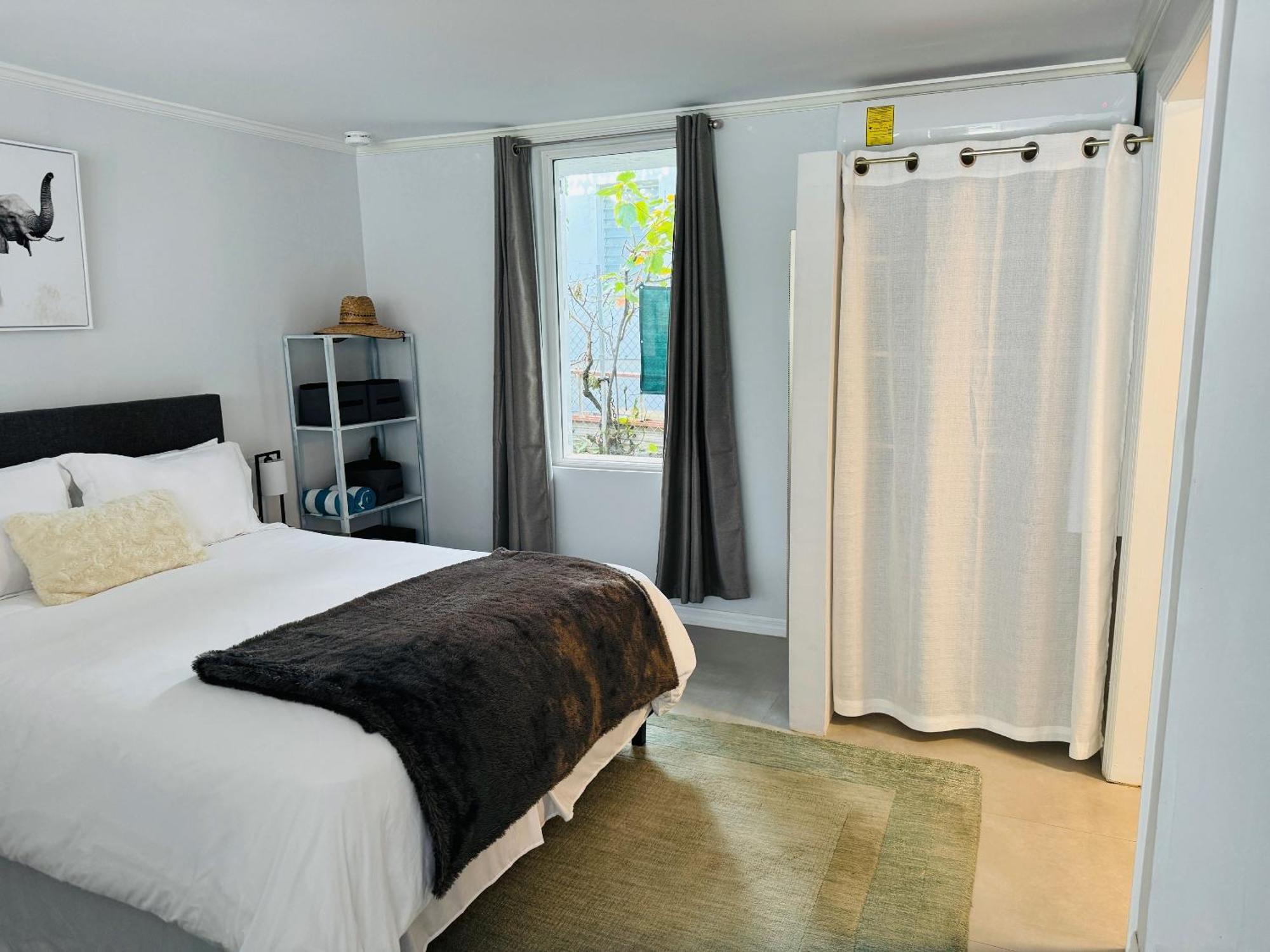Studio, 100 Feet From The Beach Nassau Eksteriør billede